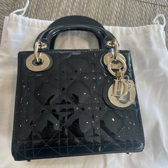 Dior authentic bag brand new with tag and passport - Picture 1 of 2